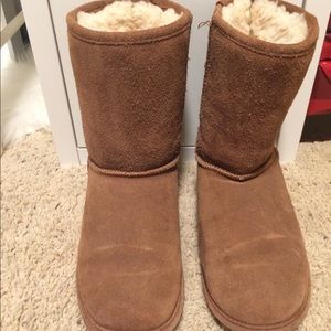 BEARPAW BOOTS